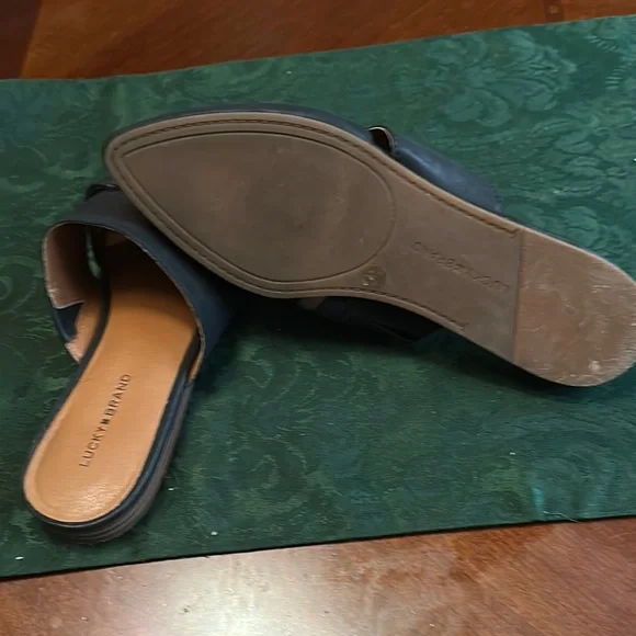 Lucky Brand Black Women's Mules Sz 8.5 to 9M - Picture 8 of 8